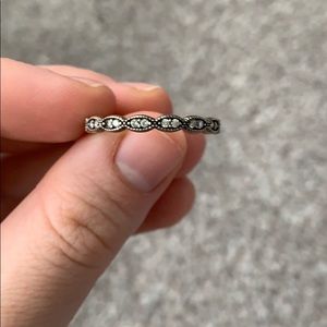 Pandora Ring